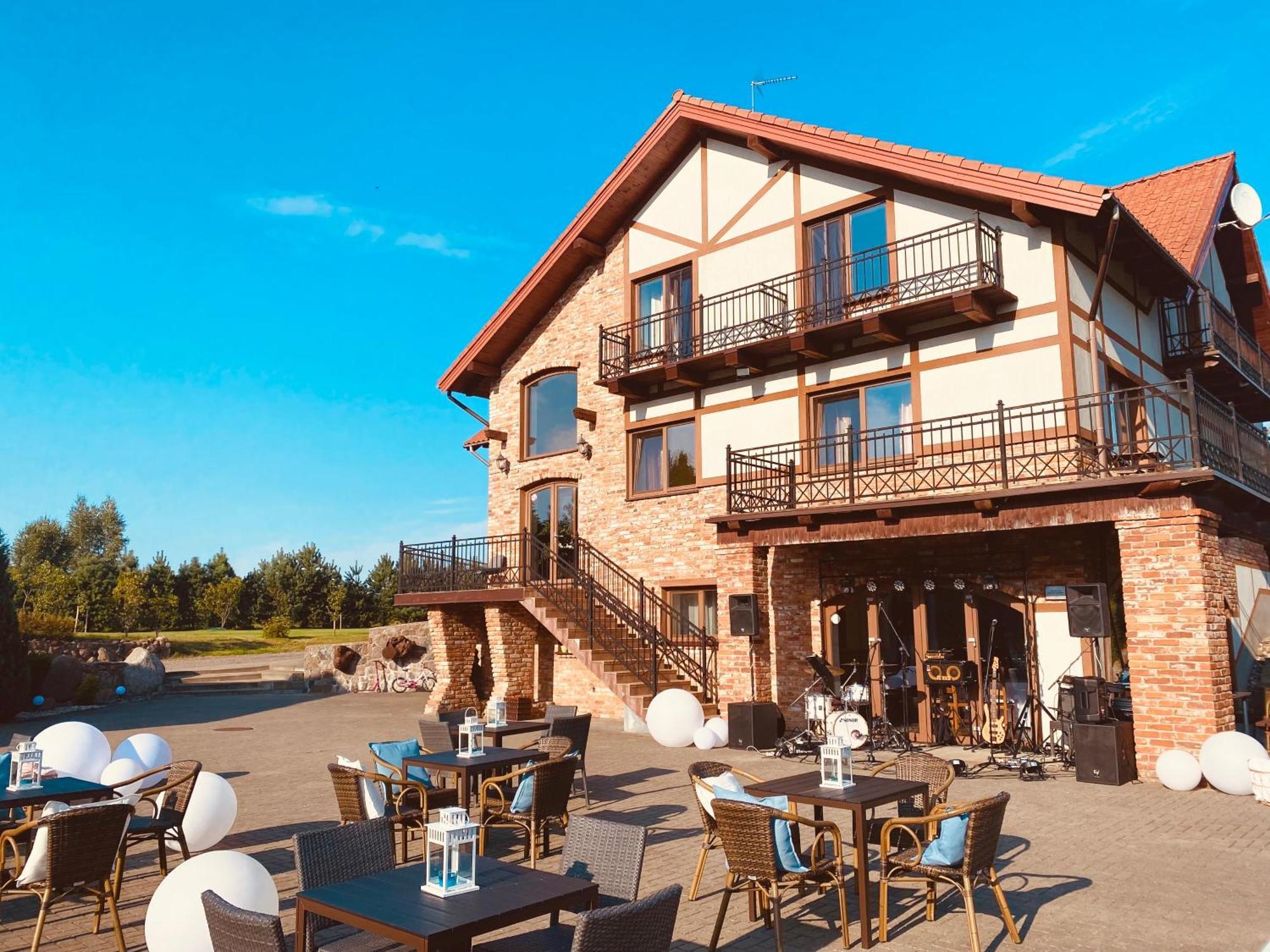 Jurvinge Hotel Zadvainai Kültér fotó